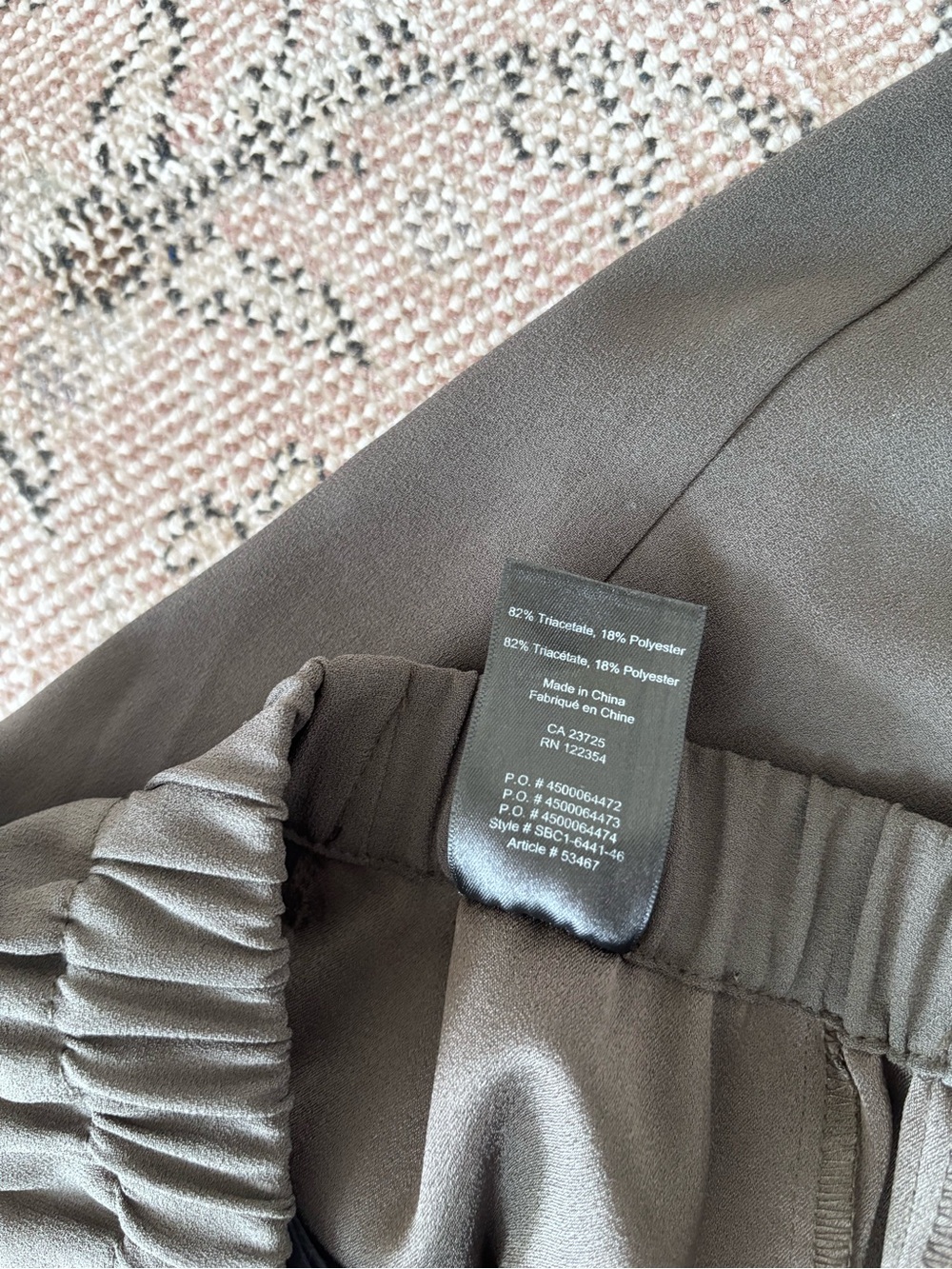 Babaton Aritzia Dexter pants dressed joggers army green S ankle cropped - Picture 3 of 6